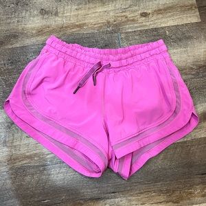 🍋 Pink Hotty Hot Lululemon Shorts Size 4 🍋